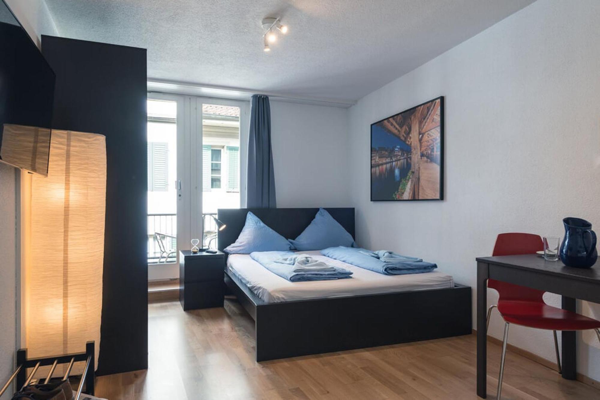 Hitrental Old Town Apartments Lucerna Esterno foto