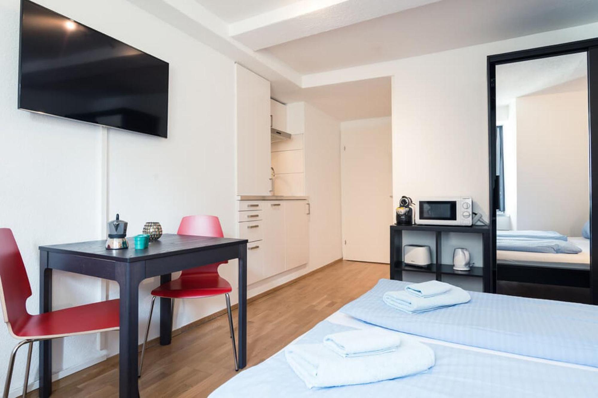 Hitrental Old Town Apartments Lucerna Esterno foto
