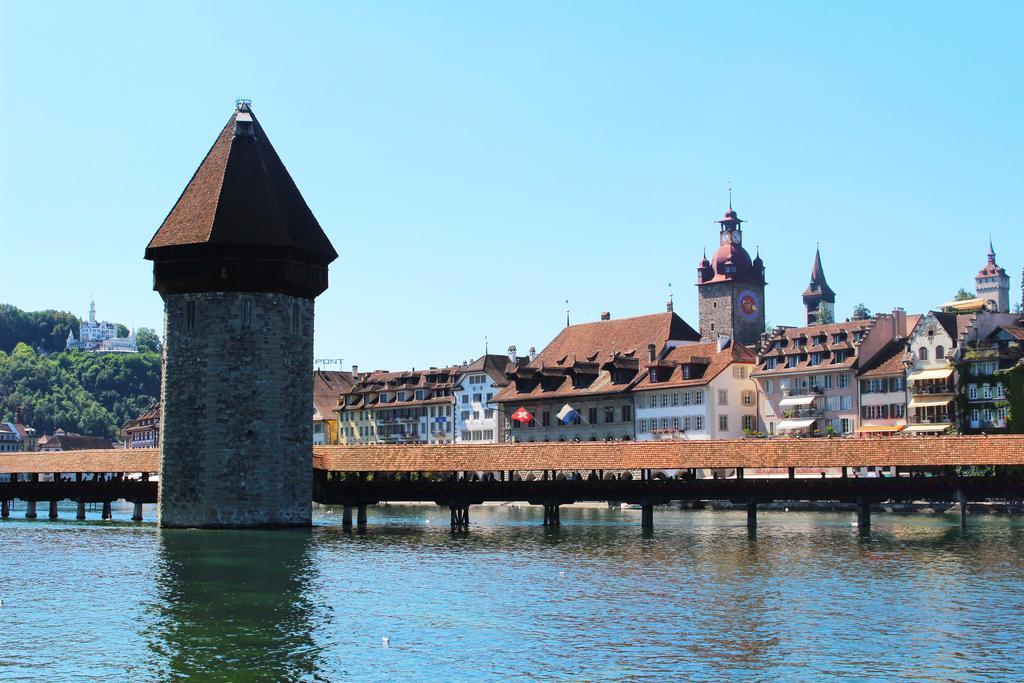 Hitrental Old Town Apartments Lucerna Esterno foto